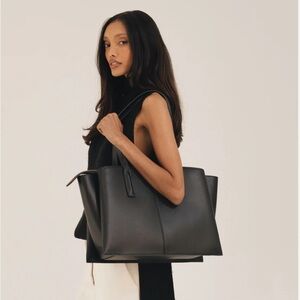 Freja New York Purse